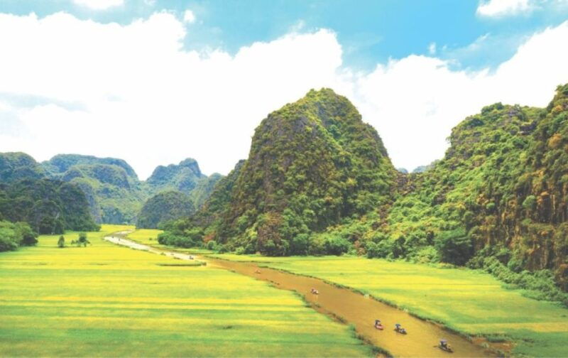 from-hanoi-2-day-ninh-binh-ha-long-bay-sightseeing-tour