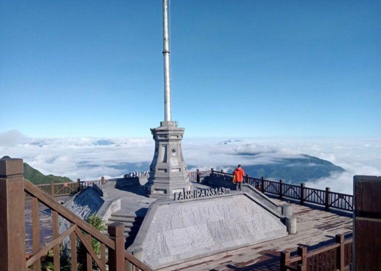 from-hanoi-2-day-sapa-fansipan-and-muong-hoa-valley-tour-2