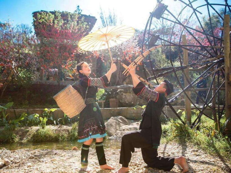 from-hanoi-2-days-trekking-sapa-with-ethnic-minority-guide