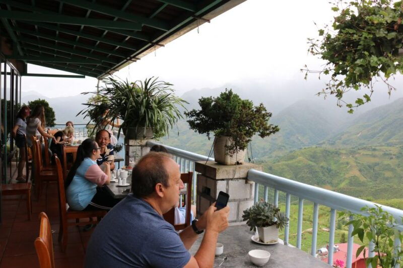 from-hanoi-2-nights-2-days-sapa-tour-by-overnight-train