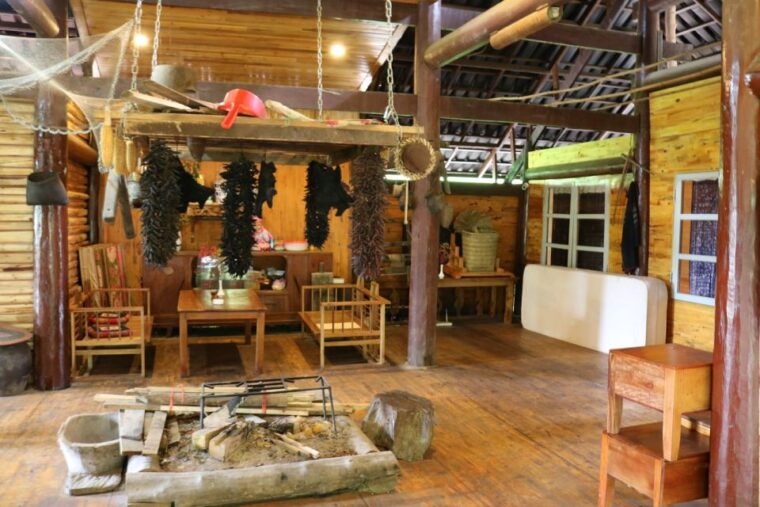 from-hanoi-2-nights-2-days-sapa-tour-by-overnight-train