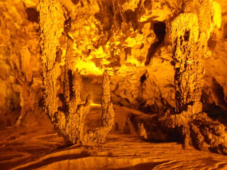 from-hanoi-3-day-ba-be-lake-ban-gioc-falls-private-tour