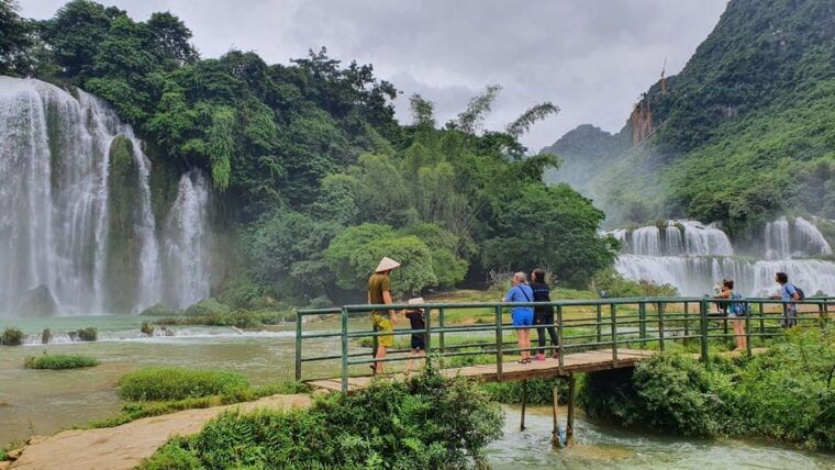 from-hanoi-3-day-ban-gioc-waterfall-tour-small-group
