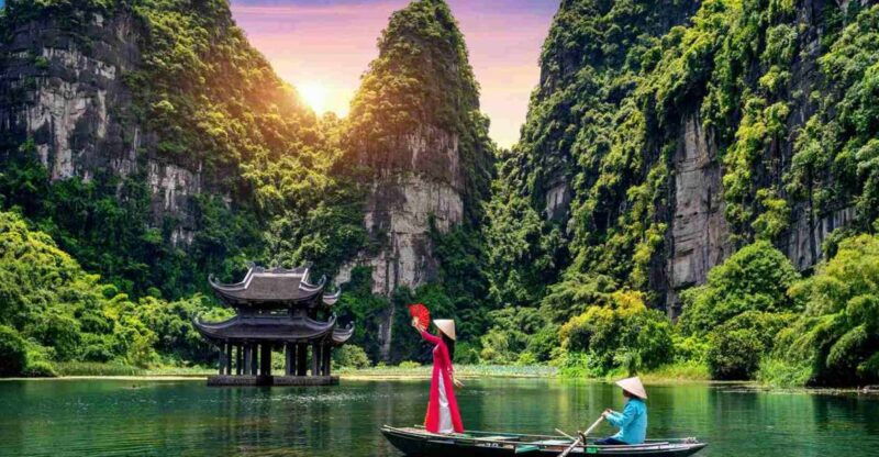 from-hanoi-3-day-luxury-tour-ninh-binh-ha-long-bay-cruise