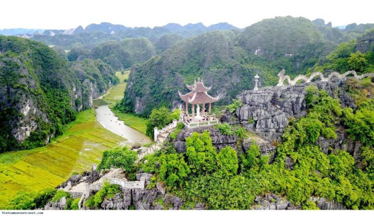 from-hanoi-3-day-luxury-tour-ninh-binh-ha-long-bay-cruise