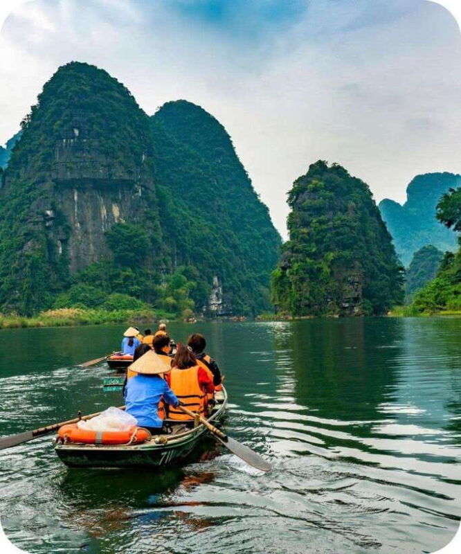 from-hanoi-3-day-ninh-binh-ha-long-lan-ha-5-star-cruise