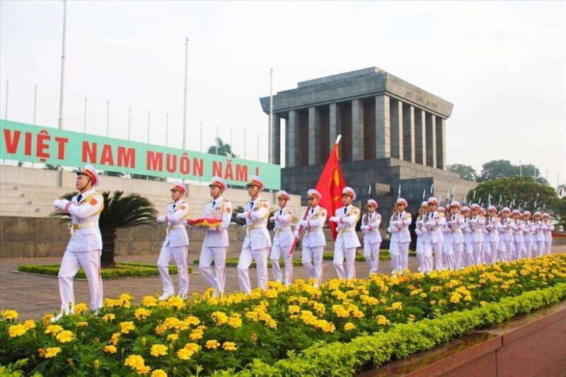 from-hanoi-3-days-ha-giang-and-dong-van-tour