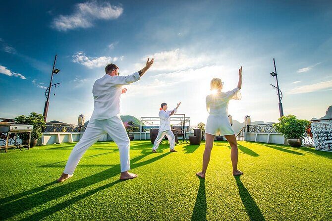 From Hanoi: 5-Star Cruise  2 Days 1 Night Exploring Ha Long Bay - The Itinerary in Detail