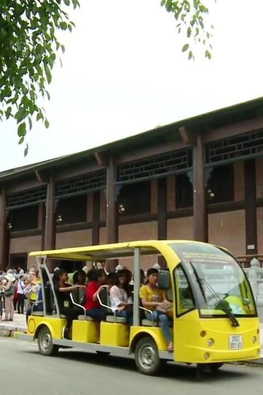 from-hanoi-bai-dinh-trang-an-mua-cave-1-day-tour