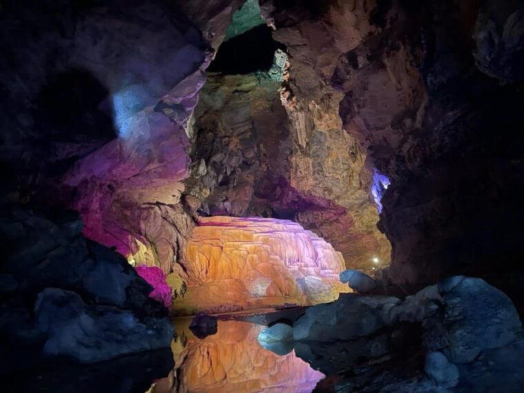 from-hanoi-ban-gioc-waterfall-2-day-1-night-small-group