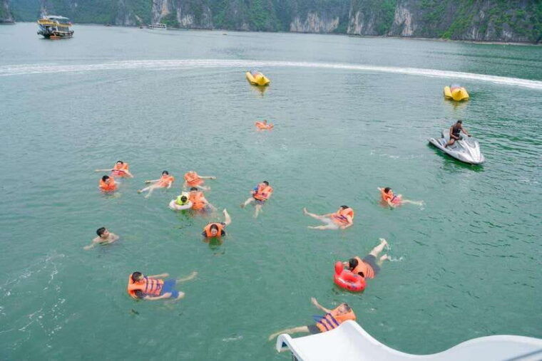 from-hanoi-cat-ba-island-and-lan-ha-bay-day-trip-with-lunch