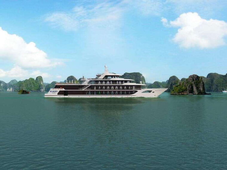 from-hanoi-catamaran-yatch-ha-long-bay-1-day-tour