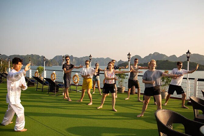 From Hanoi : Doris Cruise 3D2N Halong & Lan Ha Bay with Balcony - Key Points