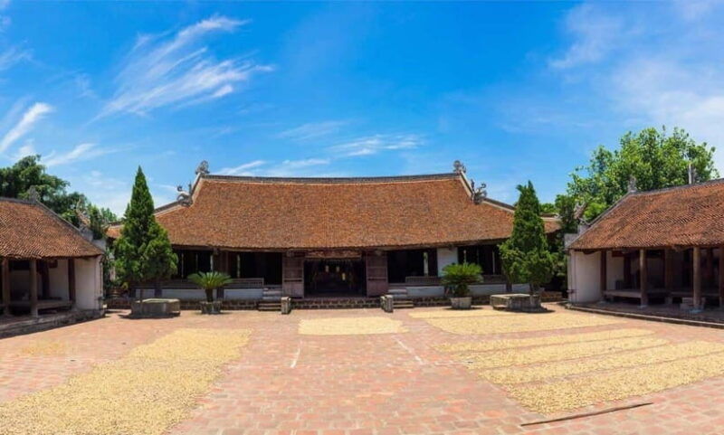 from-hanoi-duong-lam-ancient-village-private-full-day-trip