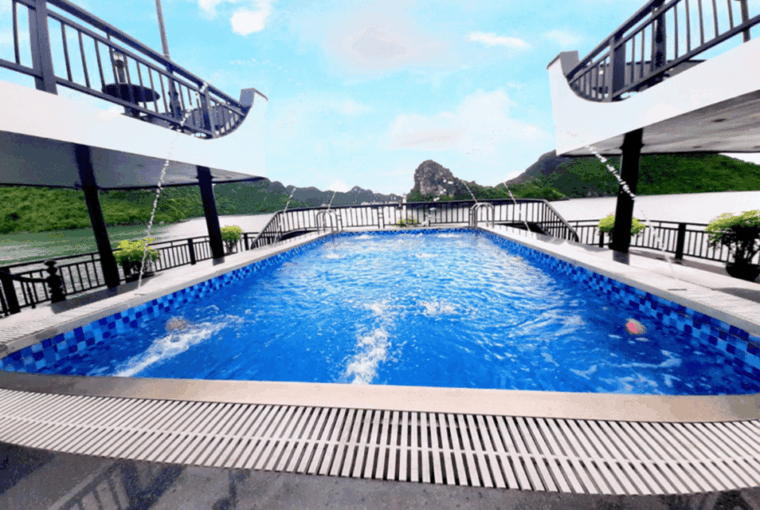 from-hanoi-explore-ha-long-bay-2-days-with-a-luxury-cruise