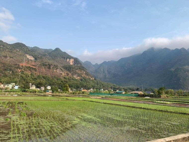 from-hanoi-explore-mai-chau-valley-in-2-day-adventure-tour