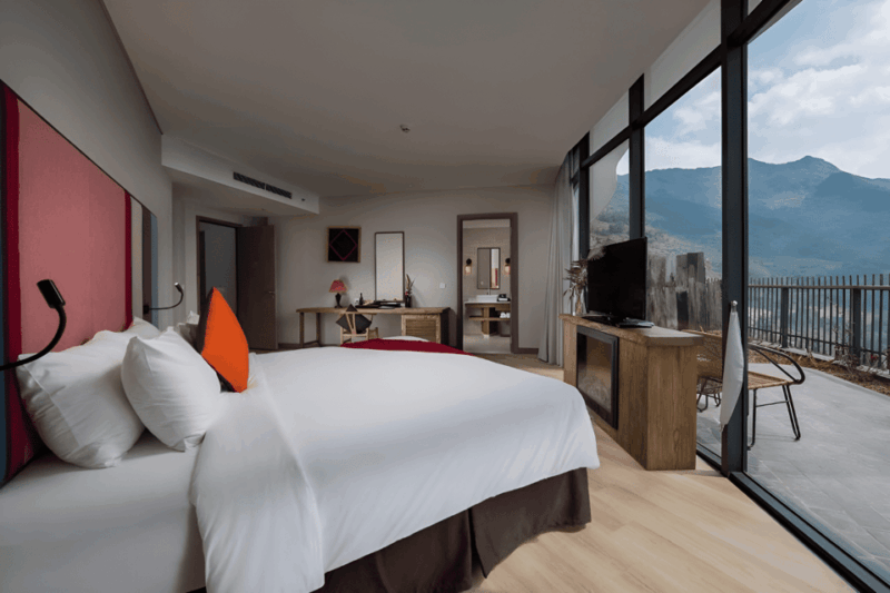 from-hanoi-explore-sapa-fansipan-mountain-for-2-days