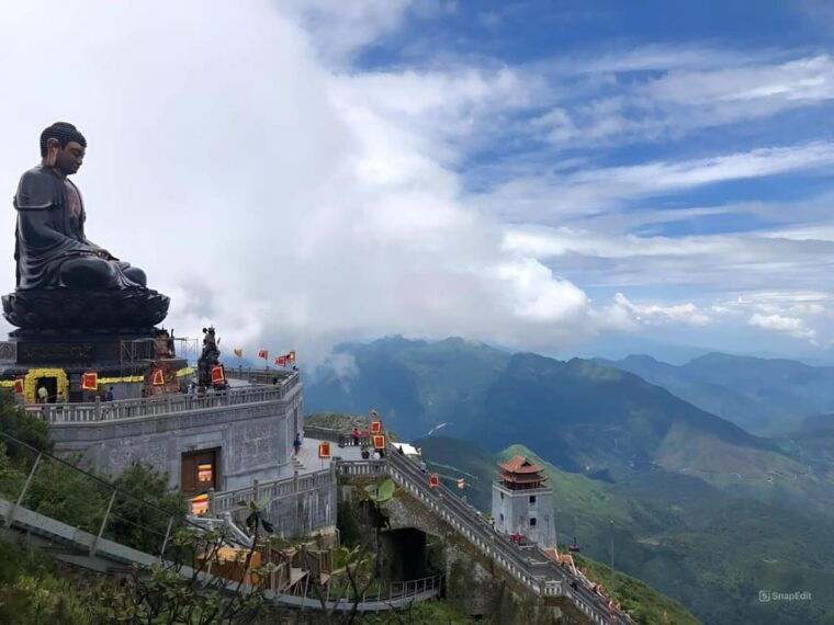 from-hanoi-explore-sapa-fansipan-mountain-for-2-days