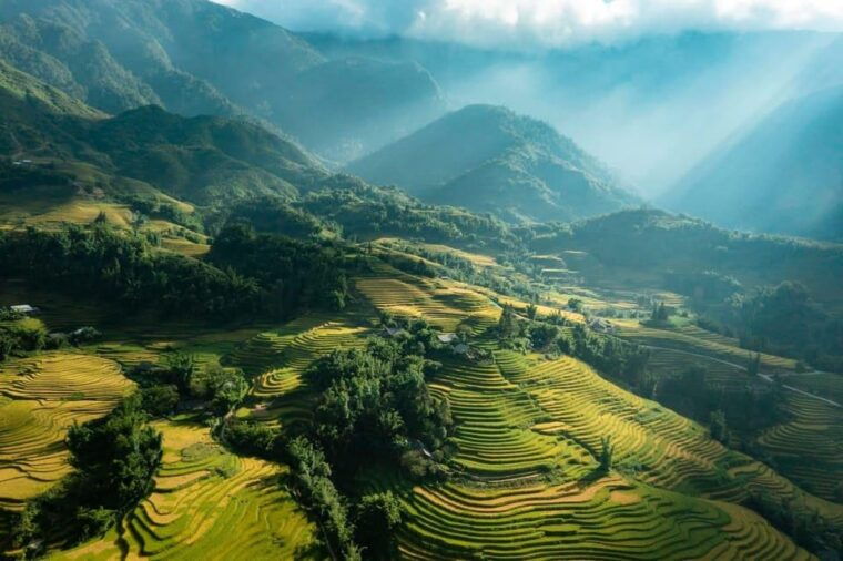 from-hanoi-explore-sapa-local-village-3-days