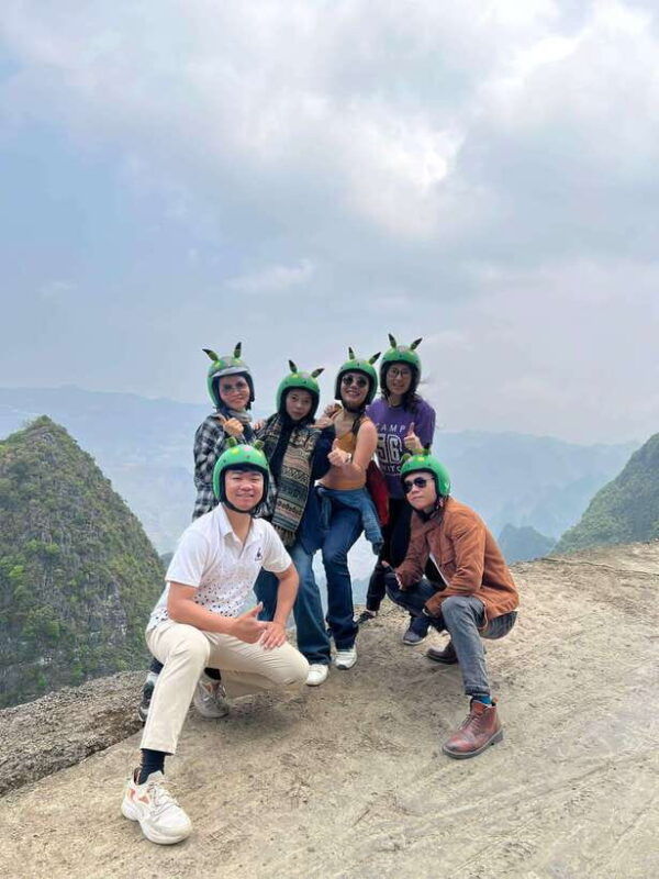 from-hanoi-ha-giang-3-day-group-motorcycle-tour
