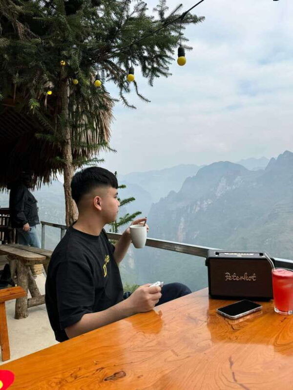 from-hanoi-ha-giang-3-day-group-motorcycle-tour