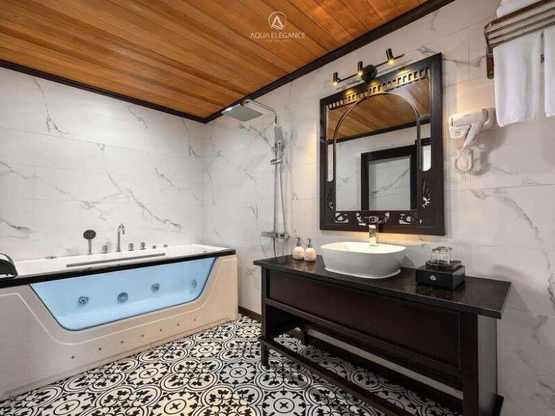 from-hanoi-ha-long-3-day-2-night-luxury-5-star-cruise