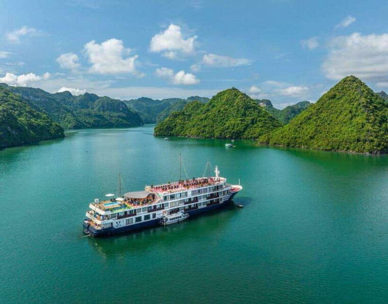 from-hanoi-ha-long-3-day-2-night-luxury-5-star-cruise