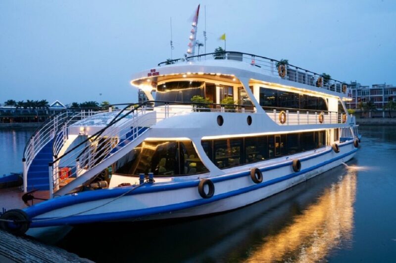 From Hanoi: Ha Long Bay Luxury Cruise Day Tour with Jacuzzi - The Itinerary in Detail