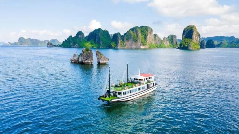From Hanoi: Ha Long Bay Luxury Day Cruise with Food & Kayak - Key Points