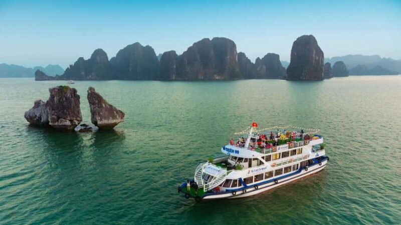 From Hanoi: Halong Bay Day Trip on Luxury Cruise - An honest look at this popular day tour in Vietnam