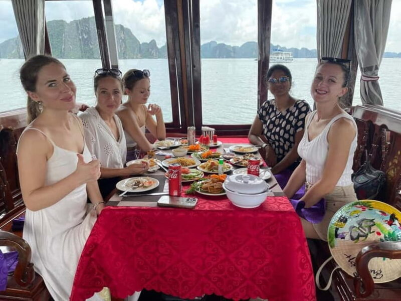 From Hanoi: Halong Bay Day Trip with Cruise, Caves & Kayak - Exploring Thien Cung and Dau Go Caves