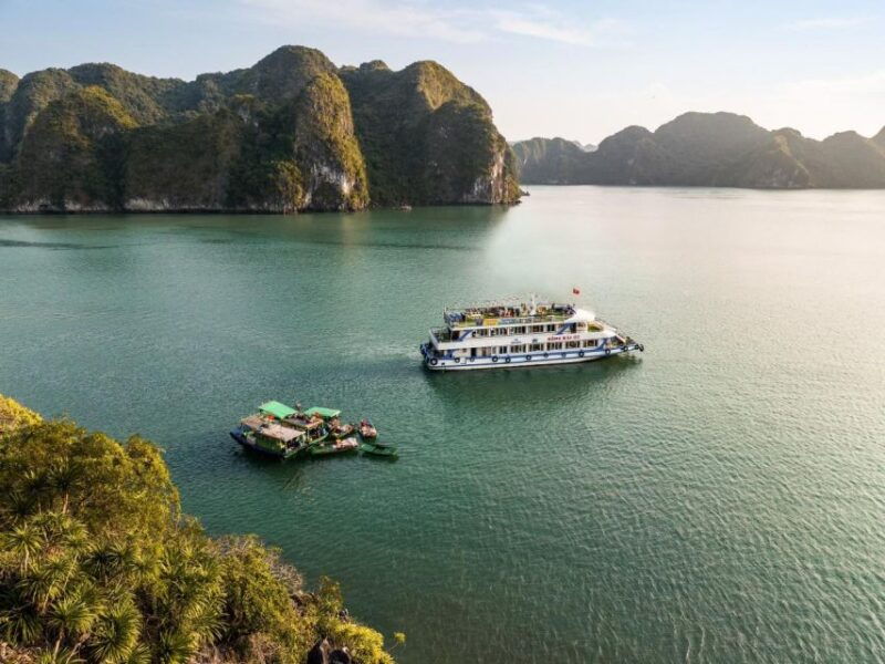from-hanoi-halong-bay-deluxe-cruise-day-trip