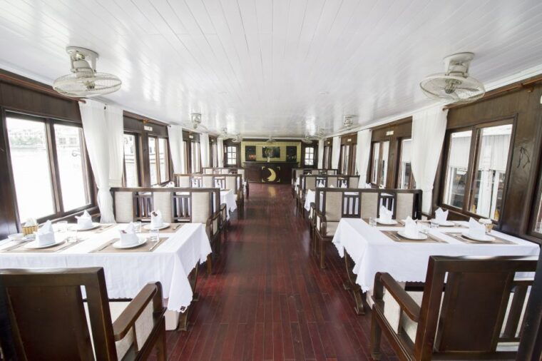 from-hanoi-halong-day-trip-route-2-6hours-small-group