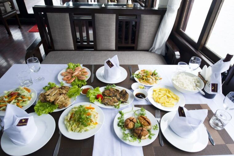 from-hanoi-halong-day-trip-route-2-6hours-small-group