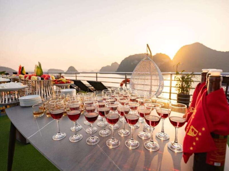 From Hanoi/Halong: Ha Long Bay Day Trip with Luxury Cruise - Titop Island: Beach and Trekking