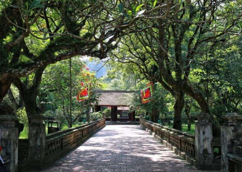 from-hanoi-hoa-lu-and-tam-coc-1-day-trip