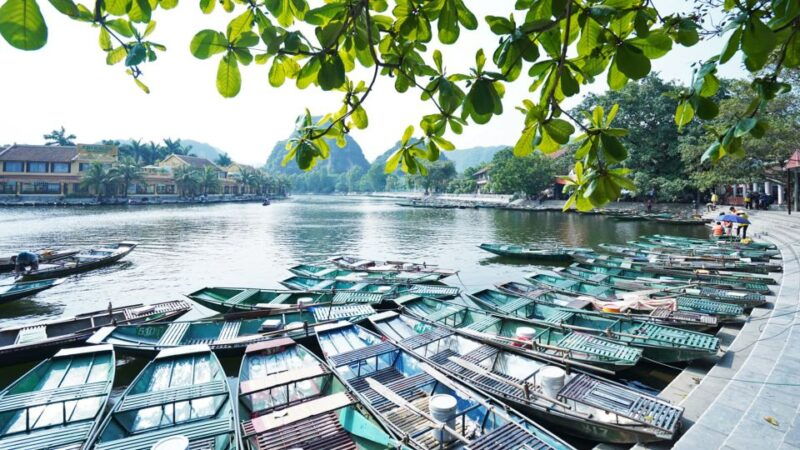 from-hanoi-hoa-lu-tam-coc-with-buffet-lunch-cycling