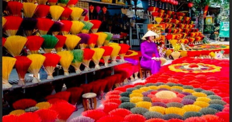 from-hanoi-incense-village-and-hat-making-village-half-day