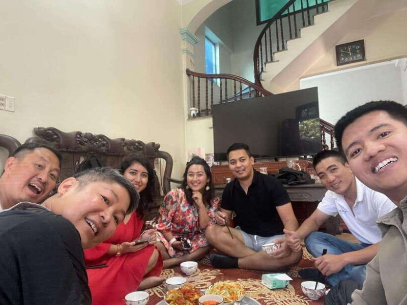 from-hanoi-incense-village-conical-hat-and-hathai-art-tour