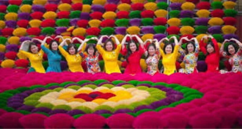 from-hanoi-incense-village-hat-making-lacquer-art