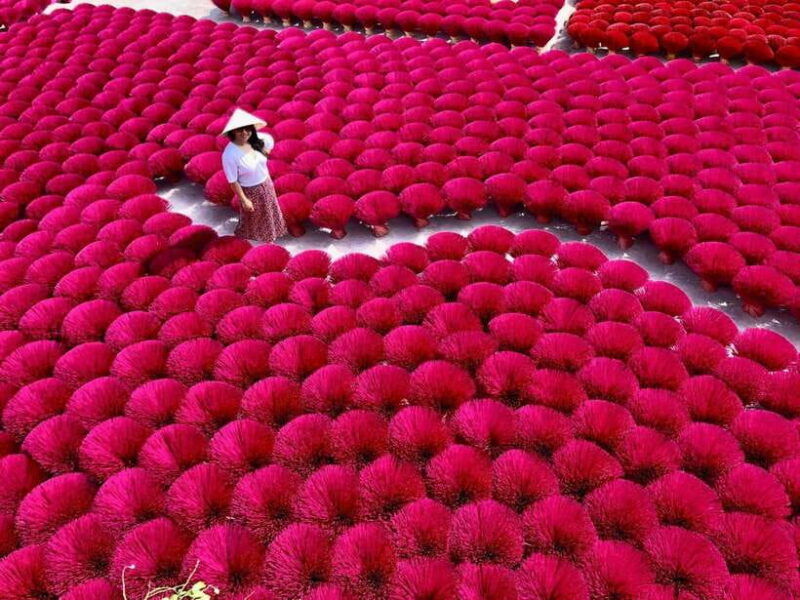 from-hanoi-incense-village-hat-making-village-tour