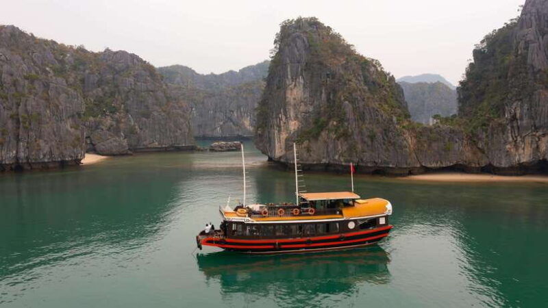 from-hanoi-lan-ha-bay-kayaking-sightseeing-cruise-trip