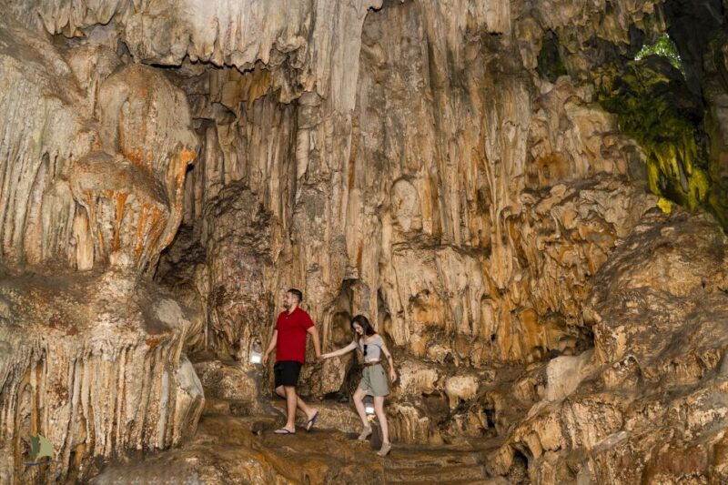 from-hanoi-luxury-private-traditional-junk-boat