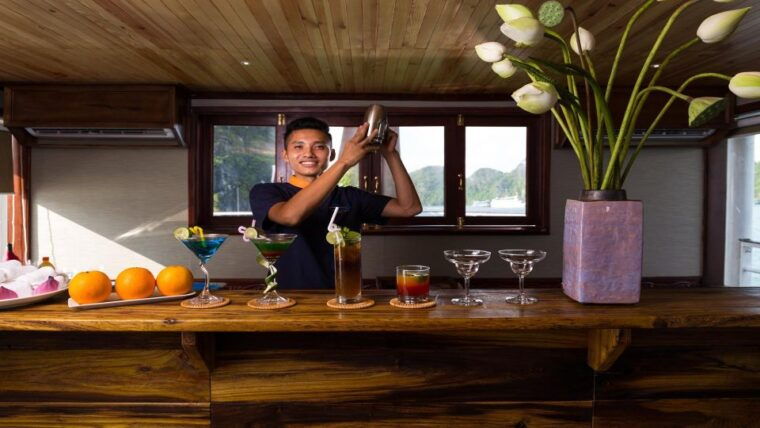 from-hanoi-luxury-private-traditional-junk-boat