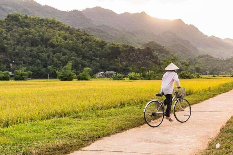 from-hanoi-mai-chau-valley-day-trip-with-biking-tour