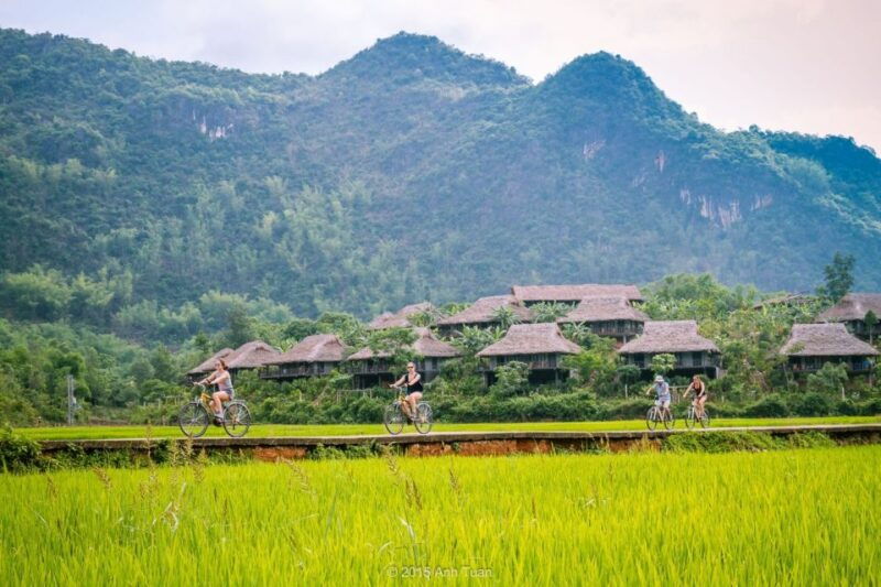 from-hanoi-mai-chau-valley-hill-tribes-2-day-trek-tour