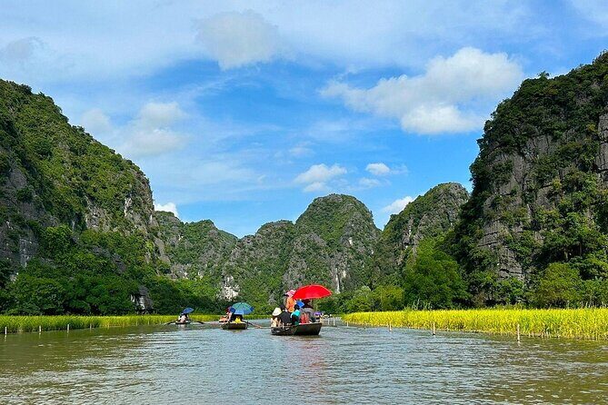 From Hanoi: Mua Caves, Local Family, Tam Coc, Hoa Lu Private Tour - Key Points
