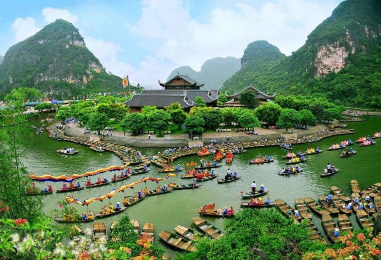 from-hanoi-ninh-binh-2-day-culture-heritage-scenic-tour