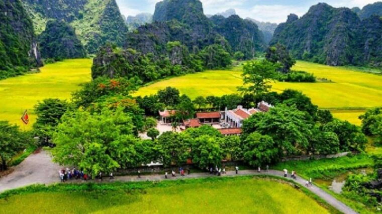 from-hanoi-ninh-binh-bai-dinh-trang-an-mua-caves-trip
