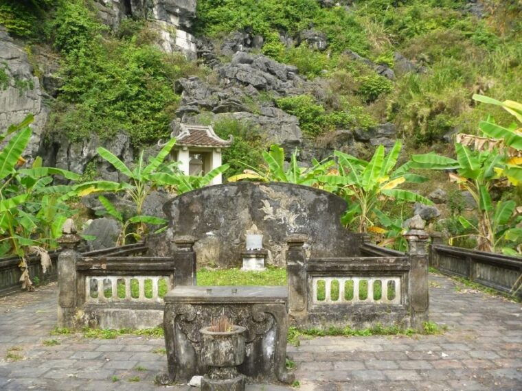 from-hanoi-ninh-binh-cuc-phuong-national-park-2-day-tour